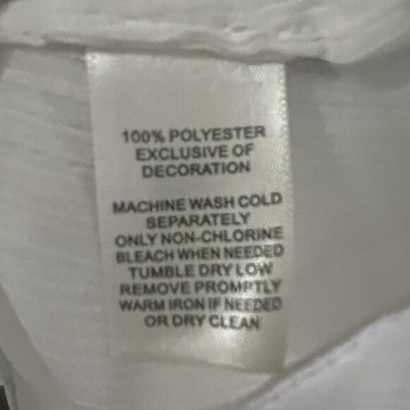 NEW White House Black Market Embroidered Blouse top Size 12 V-Neck - Picture 9 of 9